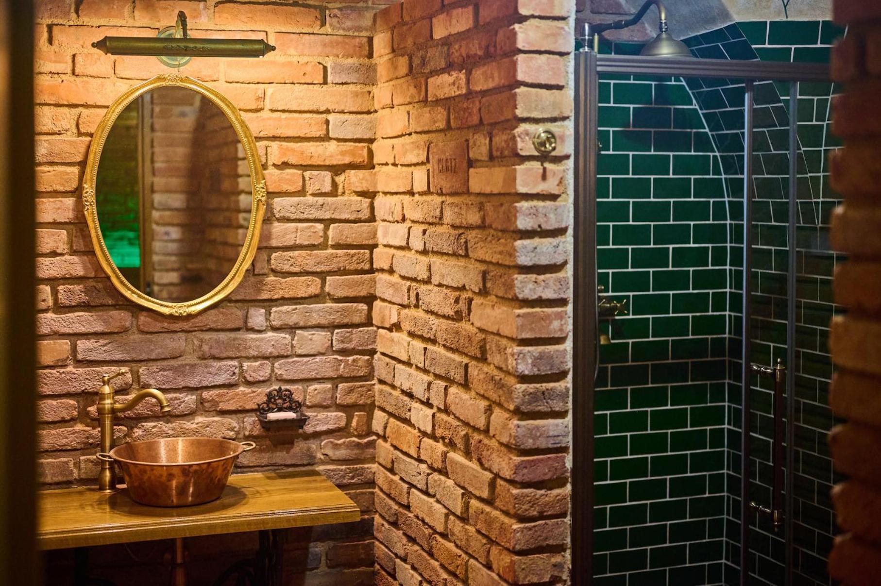 Spa Beerland - At The Golden Lamb เปิลเซน ภายนอก รูปภาพ